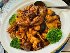 宫廷万福煲-满乡小馆