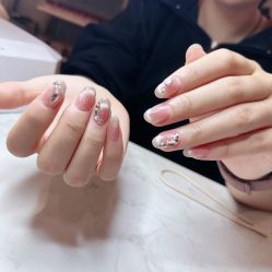 -Fanni美甲美睫皮肤管理