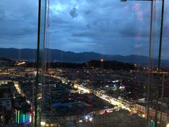 -官房大酒店-玉龙旋宫观景餐厅