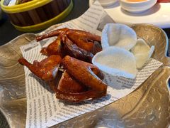 -蝴蝶里·粤菜·点心(滨江龙湖店)