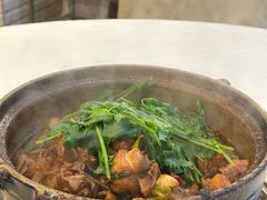 -渝君重庆火锅(嘉宾路店)