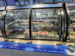 面包甜点陈列柜-蚝英雄鲜蚝自助专门店(长楹天街直营店)