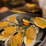 🔴成都新店｜卖小汉堡的何师plus究竟有什么不同❓