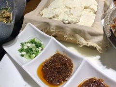 一块豆腐-95号酱骨·一块豆腐(展春园西路店)
