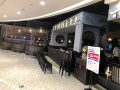 等位区-老头儿油爆虾·知味杭州(爱琴海购物中心)