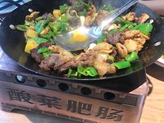 -聚鑫朋酸菜肥肠(文艺路口店)