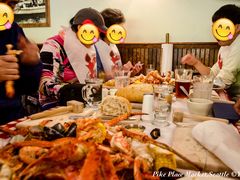 -The Crab Pot Seattle