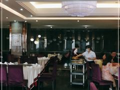 大堂-方鼎食府粤菜酒楼•茶点•宴会