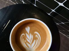 燕麦澳白-HANA COFFEE(长寿路店)