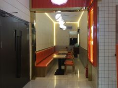 -白玉兰食品甜凤店(合生汇店)