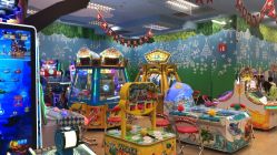 -莫莉幻想儿童乐园(三河燕郊永旺店)
