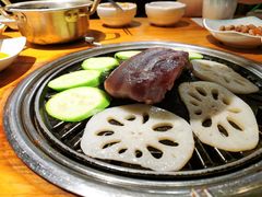 -唯成•韩国炭火烤肉 유성고기