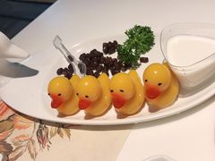 卡通小黄鸭-虾饺妹·酒家(金碧店)