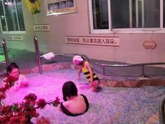 -兴芮温泉度假区