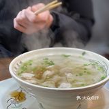 可以要一次性筷子 包子巨多肉 很香