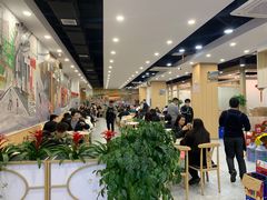 大堂-江城燕子大排档(江汉路步行街店)