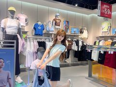 -王府井奥莱临潼小镇(临潼店)