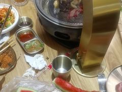 -青瓦餐厅·生鱼片·韩园烤肉(西塔店)