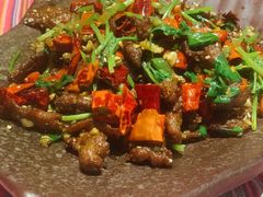 哈尼飘香牛肉-香巴拉云南餐厅(华莱坞店)