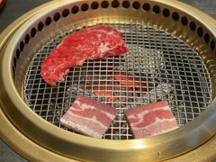 -铭牛烧肉·和牛海鲜自助(高新月牙湖店)