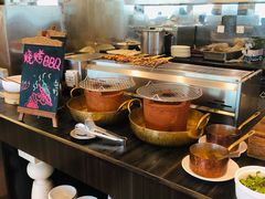 -圣丰索菲特·2 On 988 Café 自助餐厅