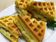 -佰搭果·广式茶餐厅(西华路店)