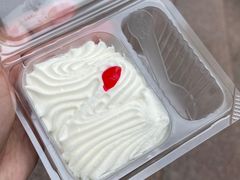 -红宝石·鲜奶小方·海派西点房(南丹店)