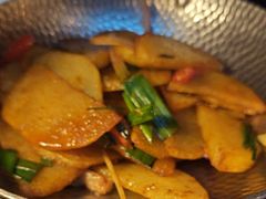 -隔壁老王·家常云南菜(花巷店)