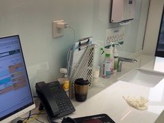 -登特口腔医院(鼓楼东街口店)