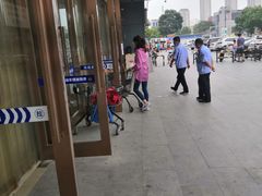 -聚宝隆购物中心(新昌街店)