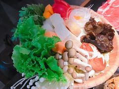 -湊湊火锅·茶憩(新中关购物中心店)