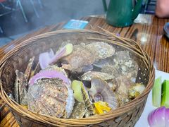 -蚝堡海鲜·威海菜·海肠捞饭·烧烤·亚洲吃蚝公司(幸福门店)