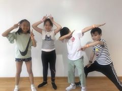 -蓝话筒·少儿成人演讲口才·主持朗诵·戏剧表演(大华第一坊店)