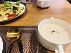 -LUCCA卢卡西班牙海鲜饭(远洋广场店)