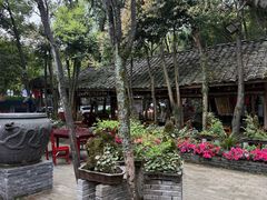 -土砂锅生态山庄·非遗砂锅雅鱼