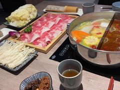 鸳鸯养生锅-老鼎旺安格斯牛肉火锅(衡艺广场店)