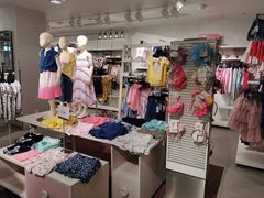 -H&M(天一广场店)