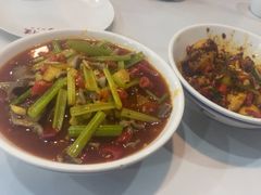 -独一佳老胡湘菜馆(矿山路店)