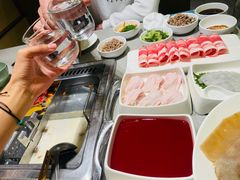 -海底捞火锅(奉化银泰店)
