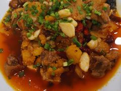-石磨豆花家常菜·牦牛排土火锅