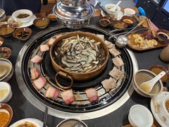 -阿山卓·野生菌火锅·纳西火塘烤肉