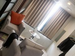 -喜鹊愉家酒店(郑州曼哈顿博览中心地铁站店)