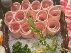 -湊湊火锅·茶憩(杭州湖滨银泰in77店)