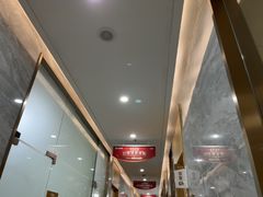-上海仁爱医院口腔科 · 种植