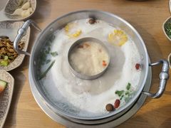 -江小渔鲜鱼火锅(冠亚星城店)