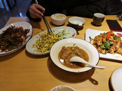 -钟记家菜(红专南路店)