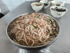 -正宗杨记普洱酸醋米线(总店)