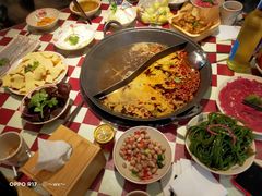 -赵美丽重庆火锅(西安直营总店)