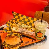 没想到东山口有家超出片美式复古汉堡店
