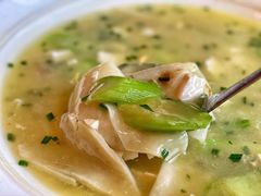丝瓜蚬子锅贴汤-鸿运酒楼